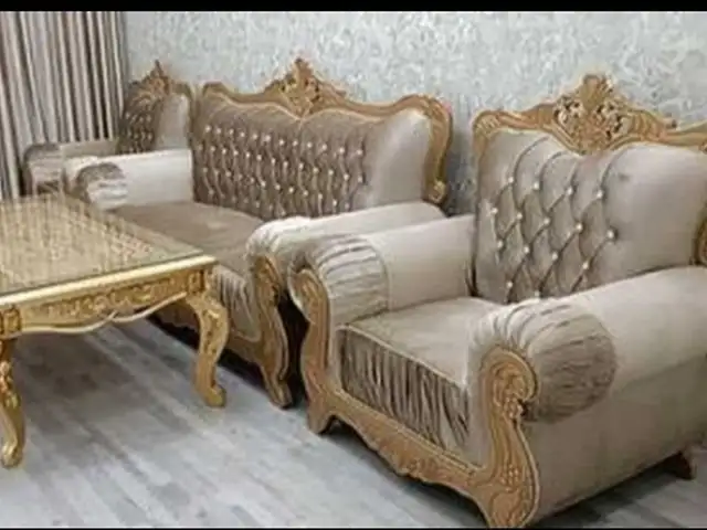 Тройка диван королевская, Душанбе