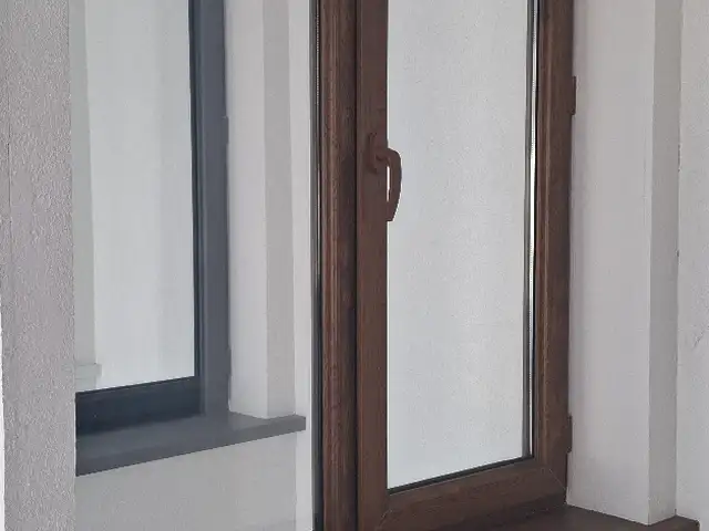 Тирезахо, Душанбе