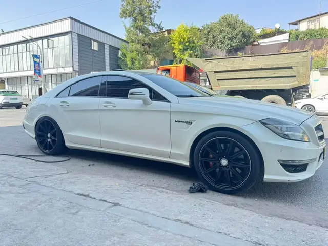 Mercedes-Benz CLS class