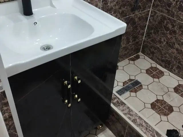 Устои сантехник, Душанбе