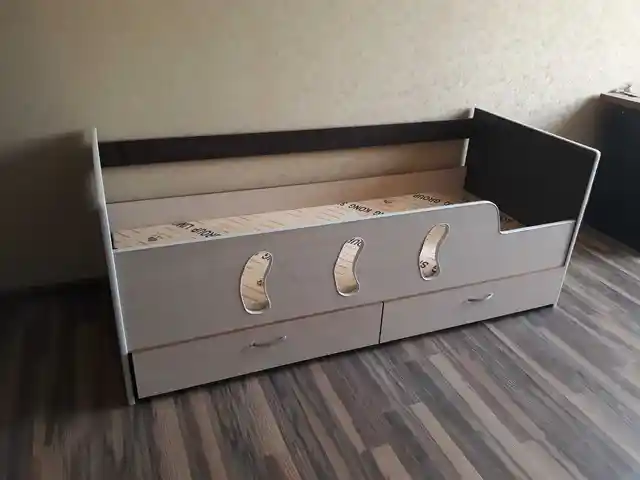 Детская кровать, Душанбе