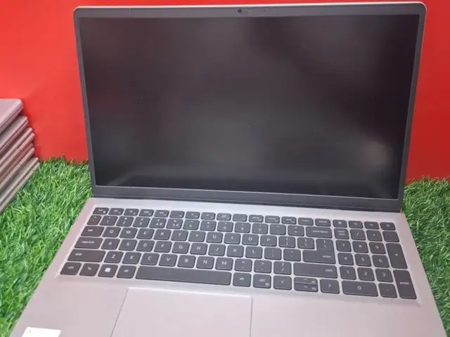Ноутбук Dell core i5 10th 8/256, Душанбе