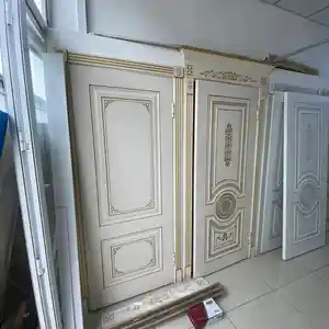 Двери Эмайл, Душанбе