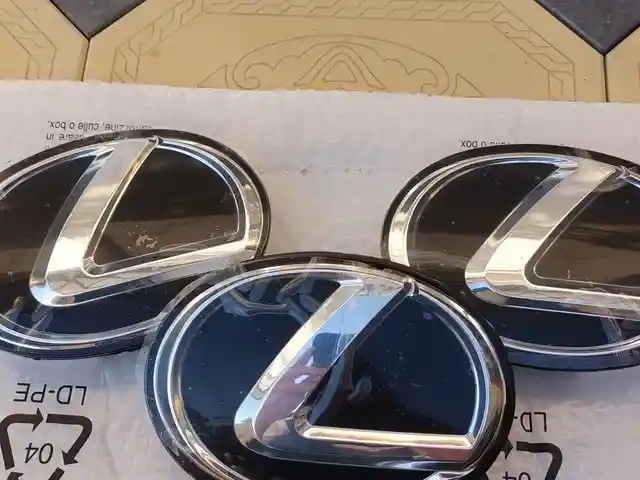Передний знак на Lexus RX 2014-2015, Душанбе