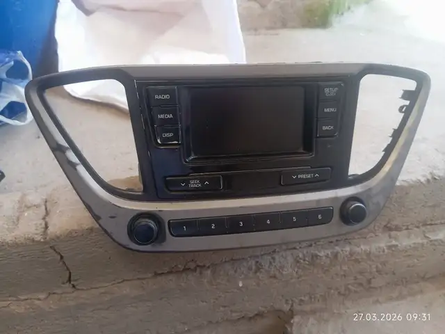 Магнитола Hyundai Solaris, Душанбе