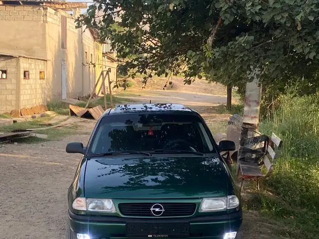 Opel Astra F