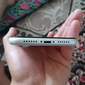 Apple iPhone Xr, 64 gb, White, Душанбе