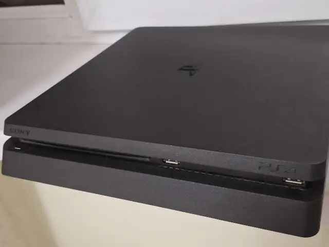 Игровая приставка Sony PlayStation 4 slim, Душанбе - 2