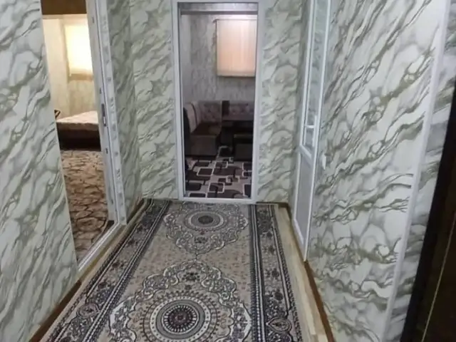 1-комн. квартира, Цокольный этаж, 50 м², 13 мкр, Худжанд