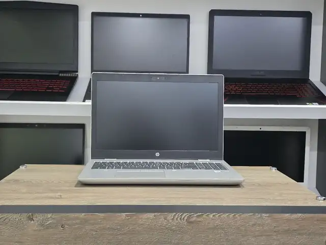 Ноутбук HP 15.6 Core i7-8565U / 8GB / SSD 256GB, Душанбе