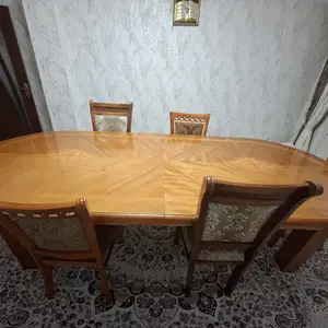 Стол для гостиной, Душанбе
