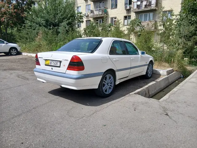 Mercedes-Benz C class