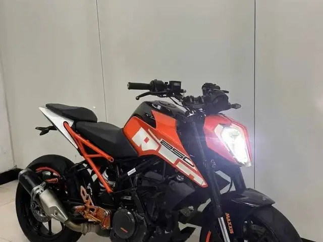 Мотоцикл KTM Duke 250 Street, Душанбе