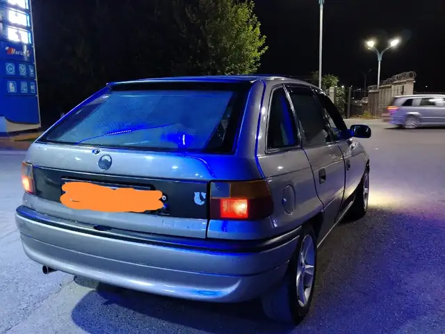 Opel Astra F
