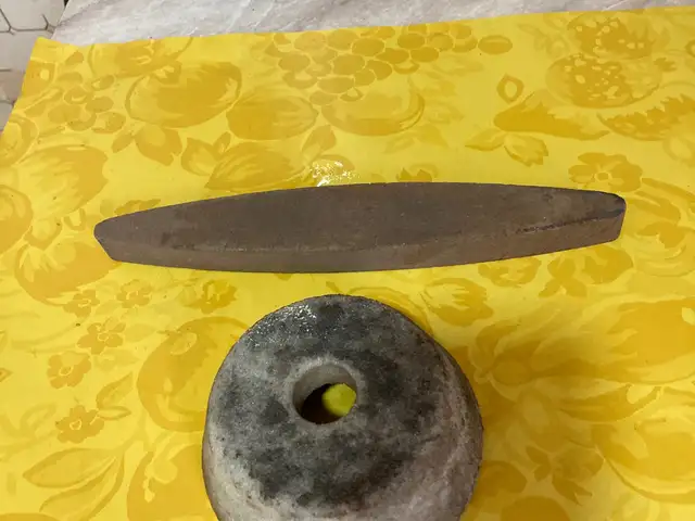 Камень для заточки ножей, Душанбе