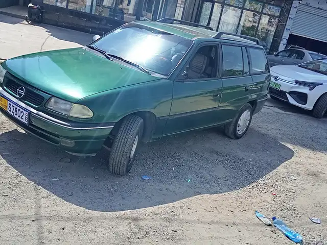 Opel Astra F