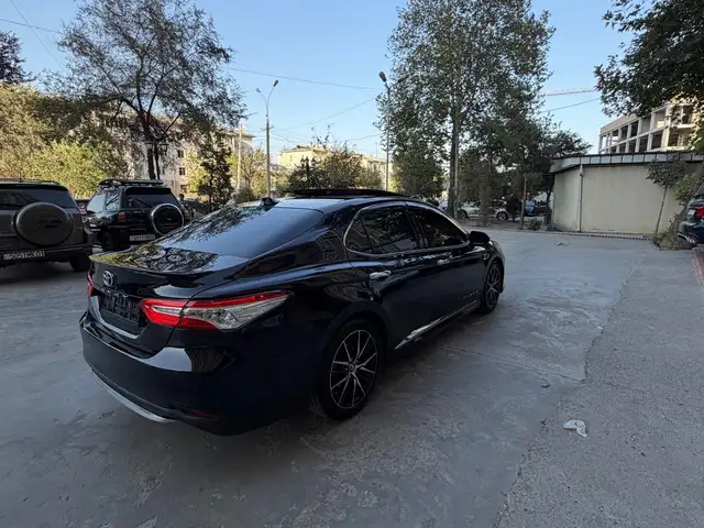 Toyota Camry, 2019, Душанбе - 13