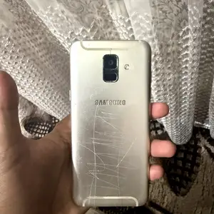 Samsung Galaxy A6, Хуҷанд