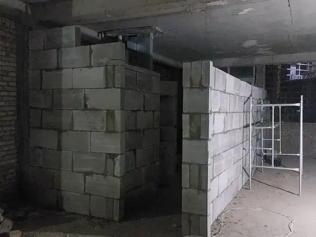 Кладка кирпичей, Душанбе