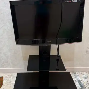 Телевизор с подставкой, Душанбе
