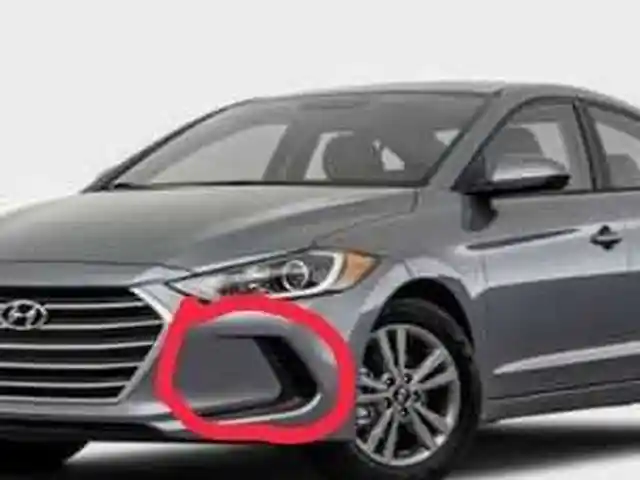 Решетка бампера от Hyundai Elantra, Худжанд