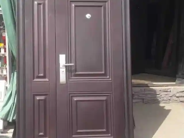 Железная дверь, Душанбе