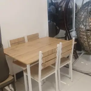 Cтол и стулья, Душанбе