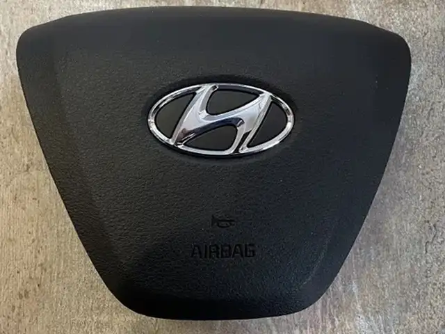 Крышка AirBag от Hyundai Solaris 2, Худжанд