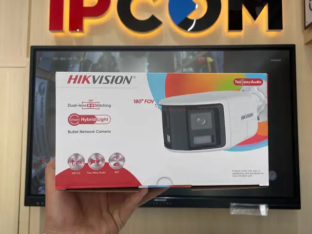 Камера видеонаблюдения Hikvision DS-2CD1T63G2P-LIUF SL панорамная IP-камера 6 МП 180 с сиреной, Худжанд
