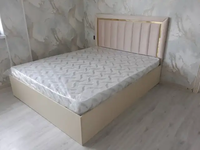 Двухспальный кровать, Душанбе
