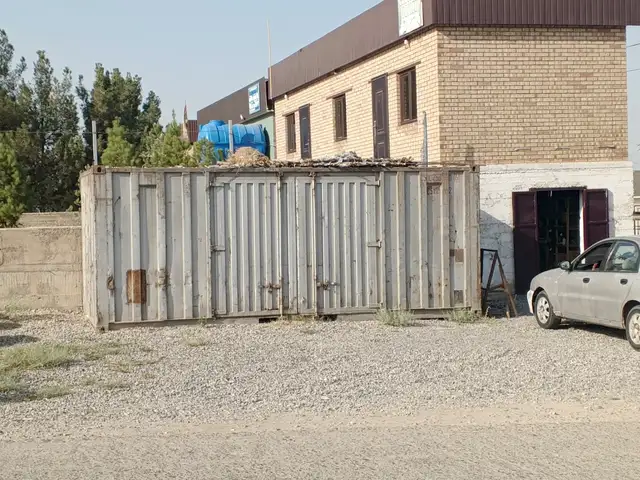 Морской контейнер, Бохтар (Курган-Тюбе)