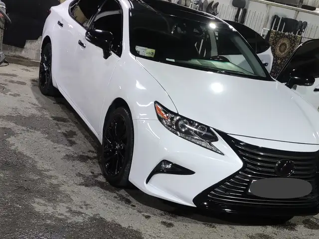 Lexus ES series
