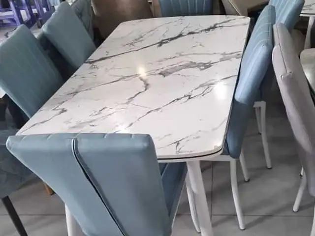 Стол и стулья, Душанбе