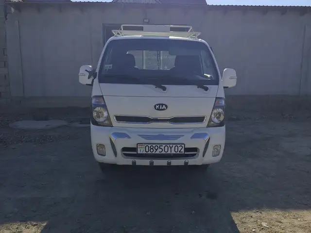 Бортовой автомобиль Kia Bongo 3, 2015, Бустон (Чкаловск)