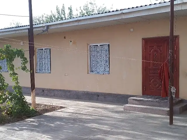 Комната в 4-комн. доме, 1 этаж, 80м², Медколледж Даво, Бохтар (Курғон-Теппа)