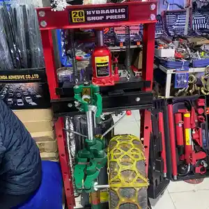 Пресс 20 Тон, Душанбе