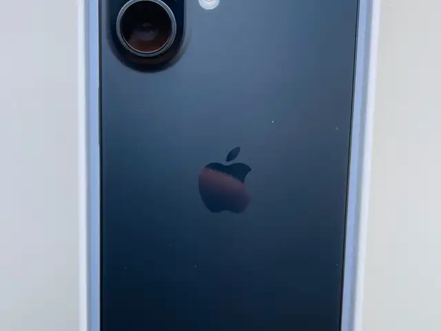Apple iPhone 16, 128 gb, Black, Душанбе