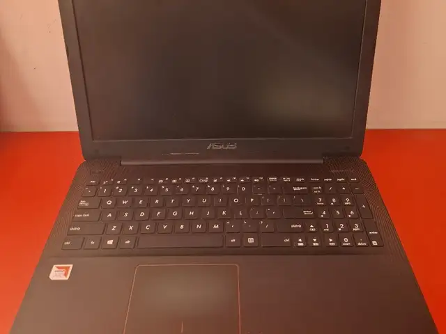 Ноутбук АSuS AMD A10 RAM 8g/256ssd AMD R5 2g, Душанбе