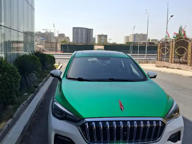 Hongqi E-HS3