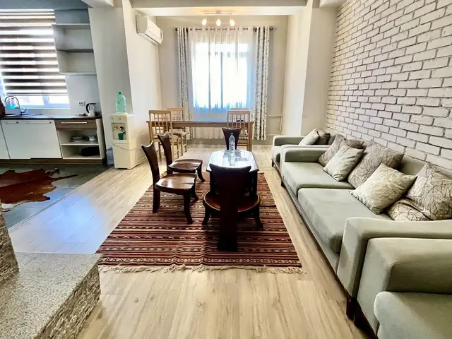 4-комн. квартира, 18 этаж, 180м², дом альфемо, Душанбе