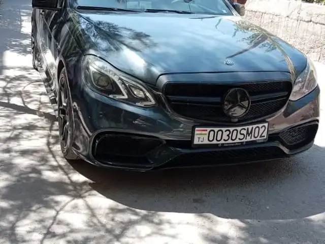 Mercedes-Benz E class