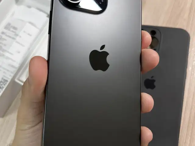 Apple iPhone 15 Pro Max, 256 gb, Black Titanium, Душанбе