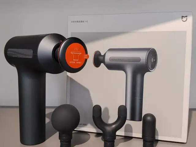 Массажный пистолет Xiaomi Mijia Smart Fascia Gun H3, Душанбе