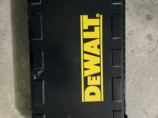 Перфоратор dewalt оригинал, Душанбе