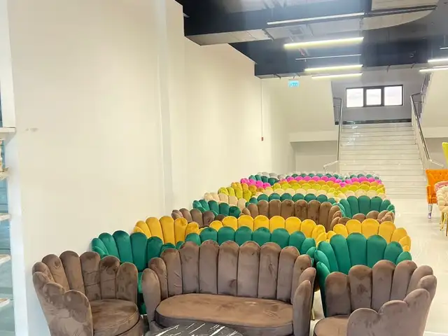 Тройка диван, Душанбе