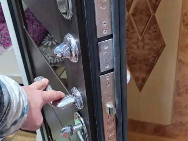Услуга замена личинки замка, Худжанд - 7