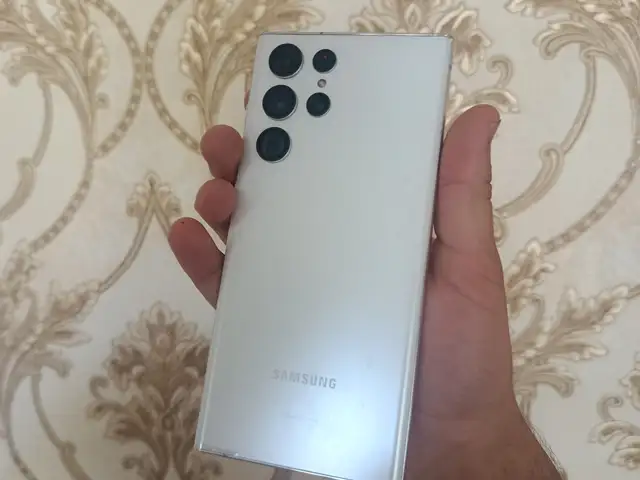 Samsung Galaxy S22 Ultra, Хуҷанд