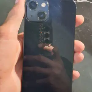 Apple iPhone 13, 128 gb, Midnight, Яван