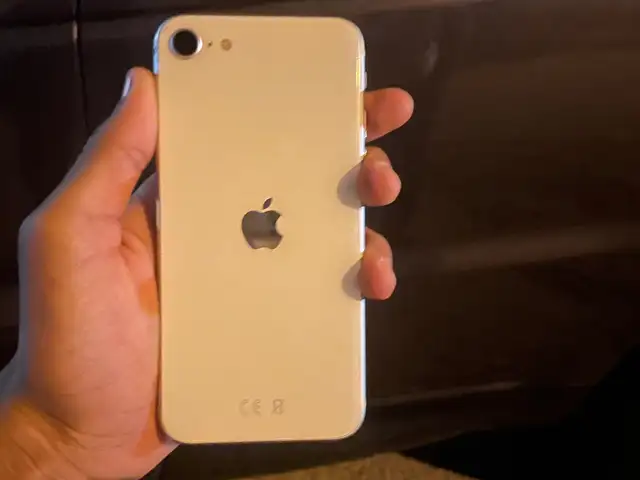 Apple iPhone SE, 64 gb, Душанбе