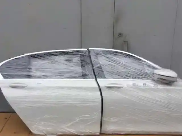 Дверь передний и задний BMW g11 на заказ, Худжанд